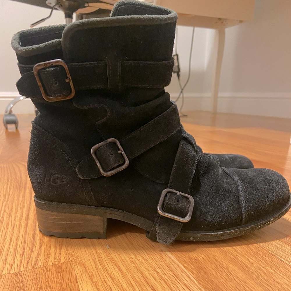 Ugg Black Suede Finney Moto Motorcycle Buckle Booties Ankle Boots size 8